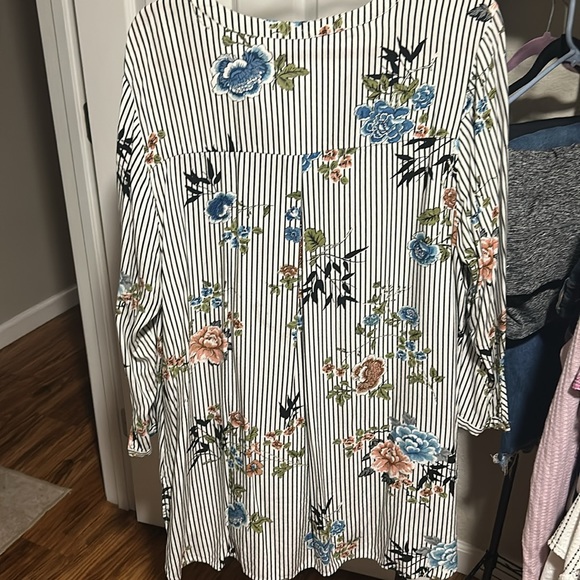 DR2 Striped Women’s Plus size Blouse Tunic Size 2X - Picture 6 of 7